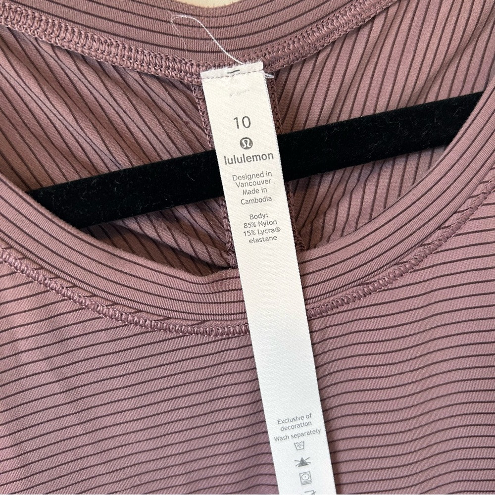 Lululemon Ruche Of Adrenaline Long Sleeve
Antique Bark - Picture 6 of 9